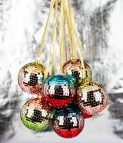 27-disco-orn-GLAM.jpg.webp