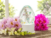 easter-snowglobe-GLAM-4